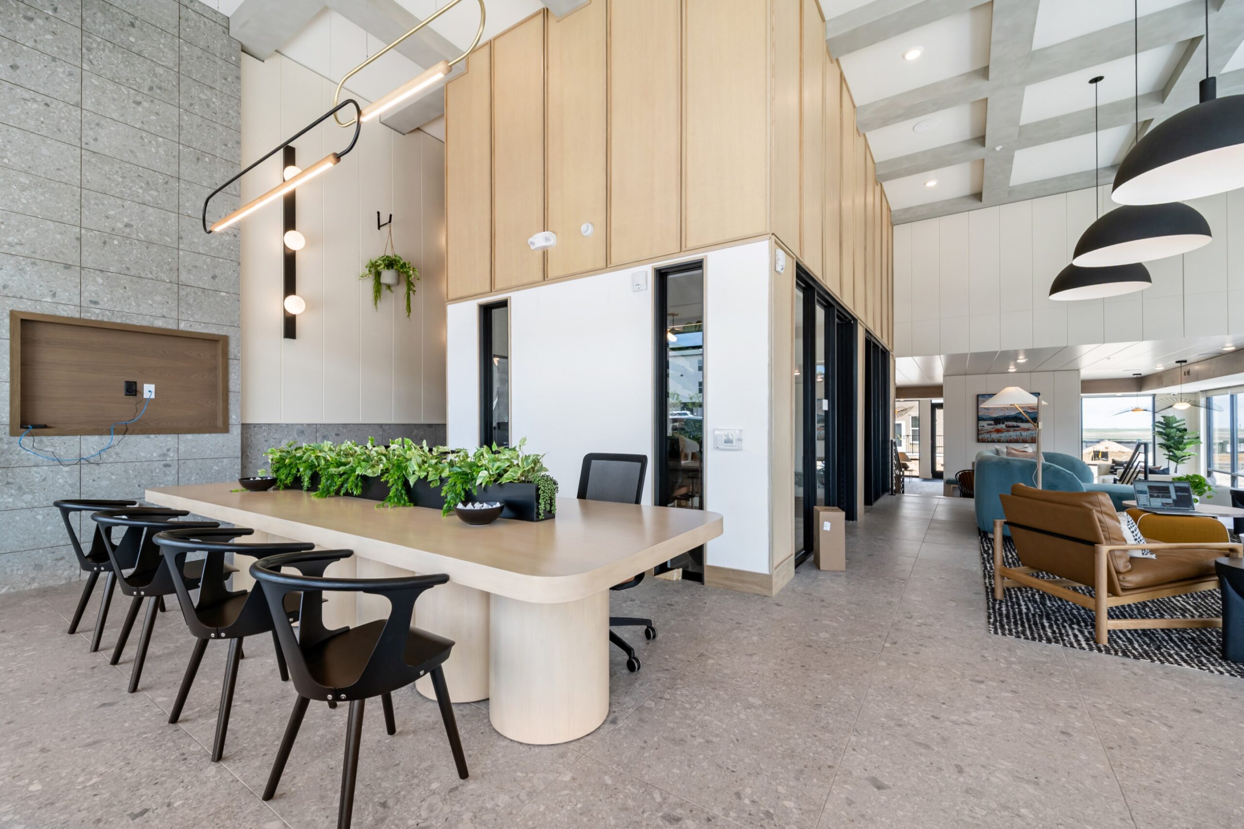 Clubroom and leasing office at Banyan High Point