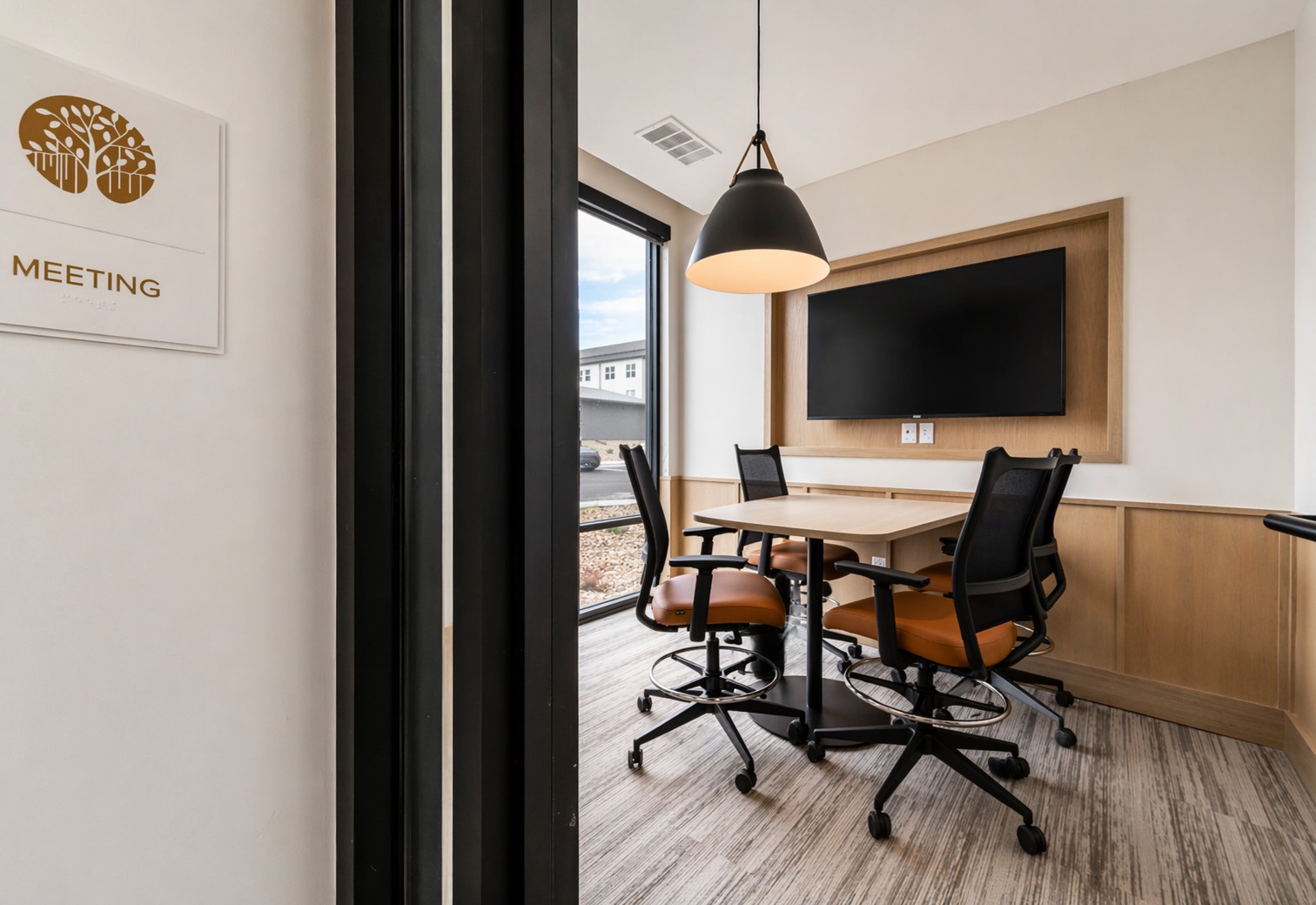 Meeting room at Banyan High Point